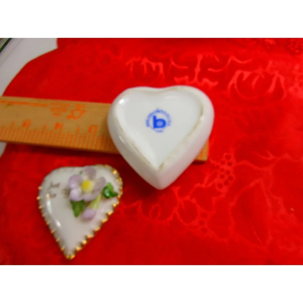 Brookstone Heart Trinket Box‎ OS White Just For You Porcelain Purple Flower Gold